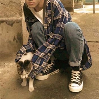 男生头像抱猫