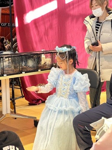 想不想体验虫子爬来爬去的刺激[糖果][糖果][糖果]