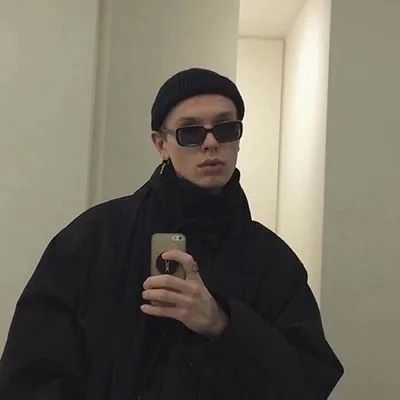 认真生活，个性绽放男生头像