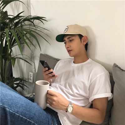 时尚霸气！最新QQ男生头像大全，帅哥们的个性魅力一览无遗