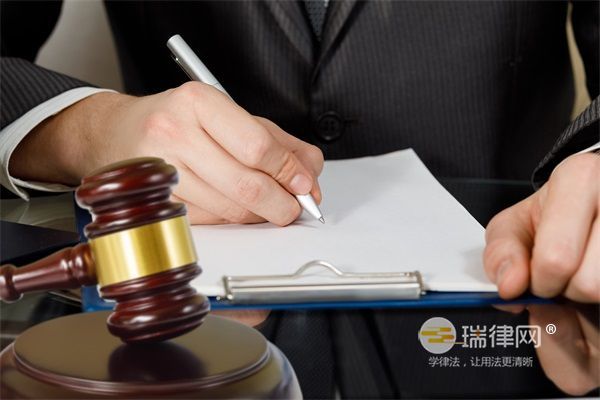 免费"领养宠物"有套路！触犯诈骗罪将如何处罚