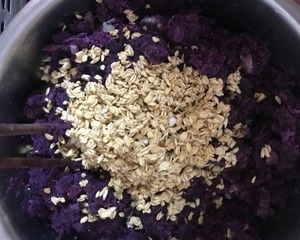 香甜燕麦紫薯饼(宠物零食)的做法步骤 第6步