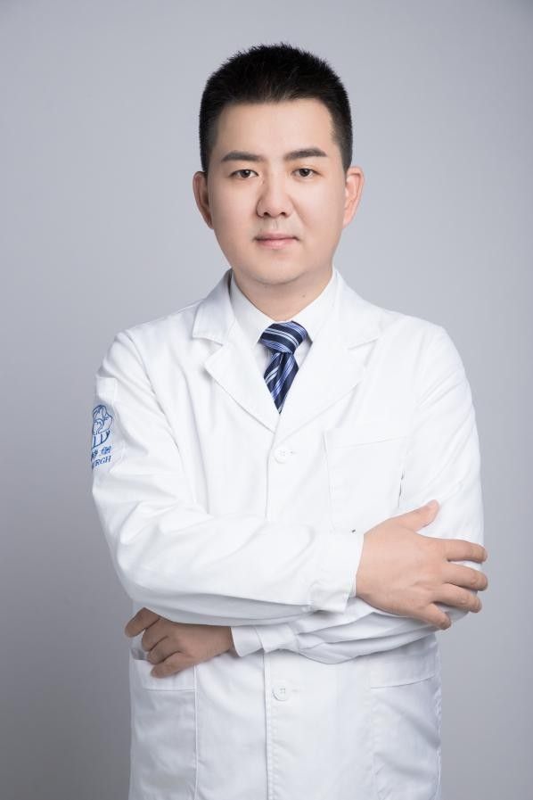 瑞派宠物医生 | 培育眼科先锋,守护萌宠“视”界