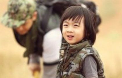 最有爱奶爸评选:田亮Cindy亲吻 林志颖Kimi激萌