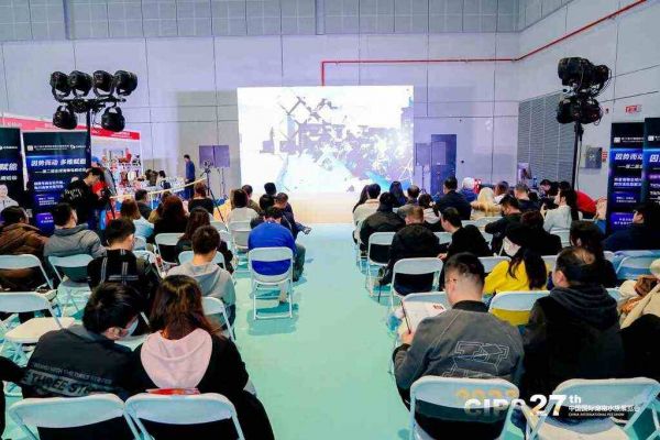 速卖通宠物行业小二澜晖：全球电商细分市场增长迅速