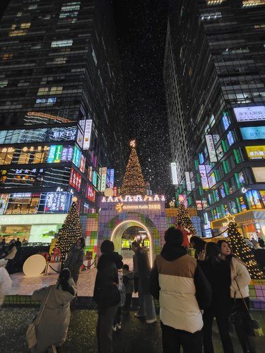 下雪❄️的平安夜超氛围
