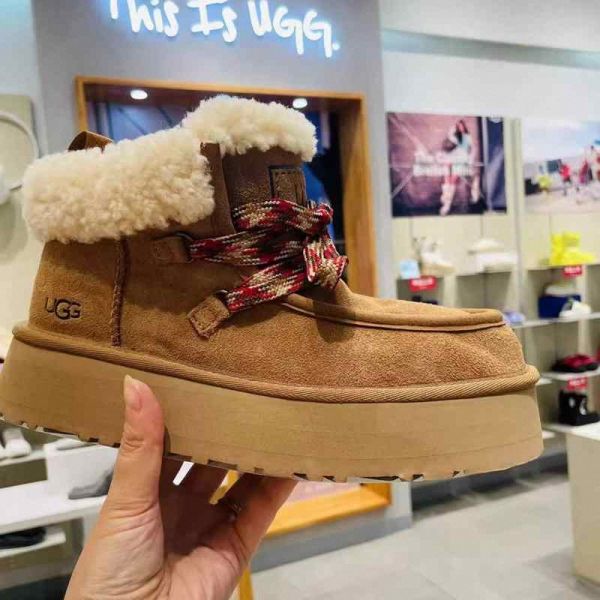 U家正品 雪地靴女芙卡拉 皮毛一体 宠物鞋2023冬季新款 1143954