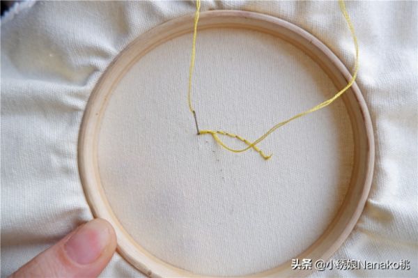 大狗狗小绣法，一个简单的小技巧，绣一只超萌的古牧狗狗刺绣教程