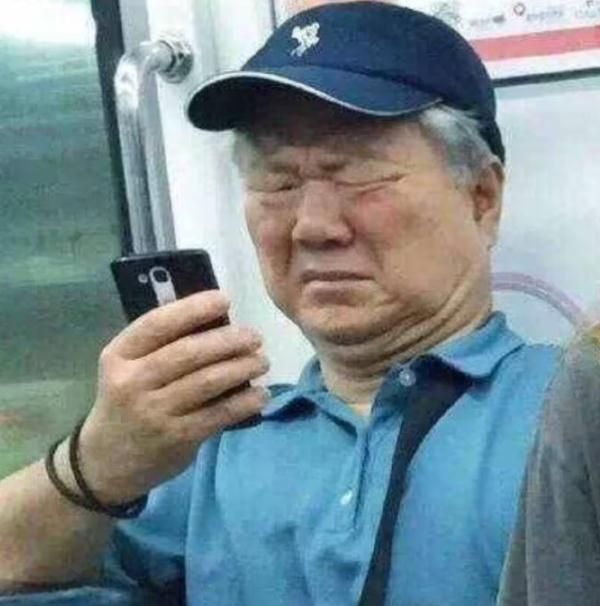 爹煮了孩子当宠物养的大闸蟹，还问暴风哭泣的孩子：“什么味道”？