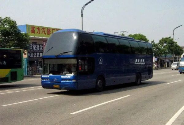 汕头到文成大巴托运