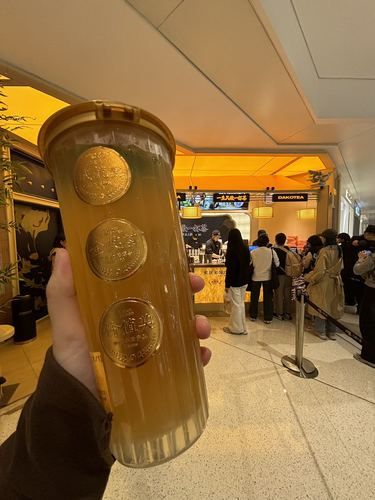 不是吧！！只卖一款茶这么火