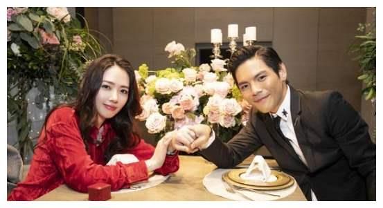 郭碧婷未跟向佐商量将爱狗易主，很无奈被身边人无下限消费