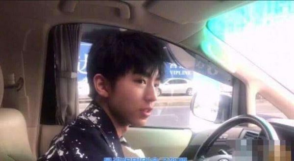 让狗仔失望的男星：王俊凯被跟拍一个月后，只发现两个无聊的爱好