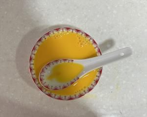 自制猫咪补水罐头的做法 步骤3