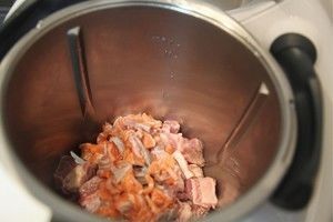 蔬菜牛肉丸(宠物食品)的做法步骤 第2步