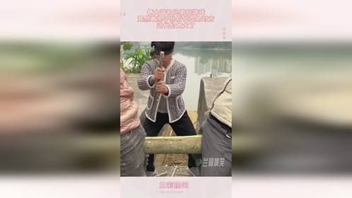 俩大哥和兄弟玩游戏，竟然敢把子孙后代交给对方，这代价太大了
