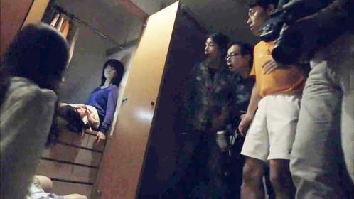 女网红杀害闺蜜后藏尸，结果遭报应，被电视台直播给了全国观众！