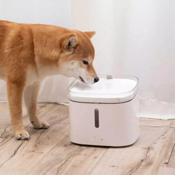 小顽智能宠物饮水机外观图2