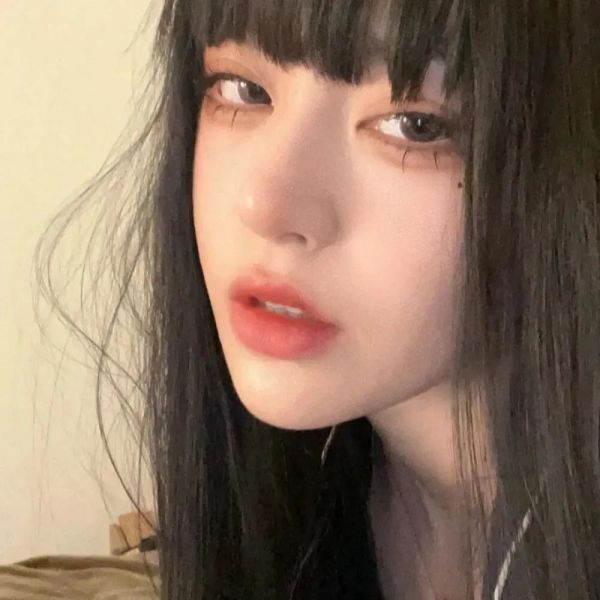 2024最新女生头像真人好看图片精选推荐
