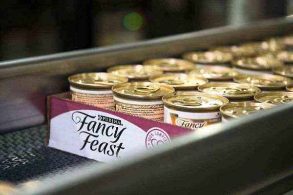 Purina Challenges Pet Owners to Recycle More Pet Food Cans 