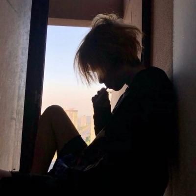头像男ins高级质感伤感新款图片大全
