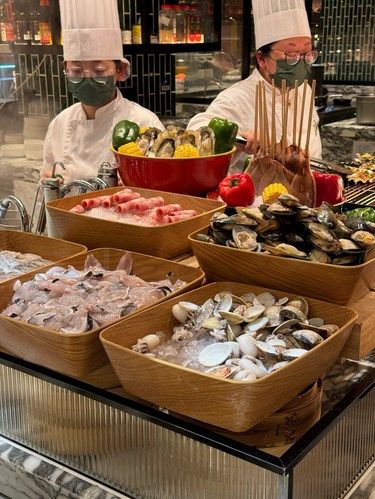 酒店自助餐：前滩香格里拉