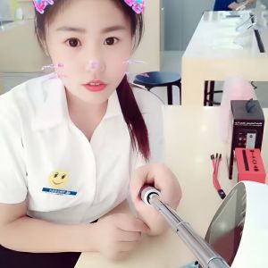 小丑丶丶