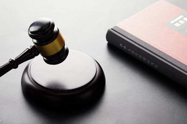 《法定妇女年龄范围：了解我国相关法律法规》图1