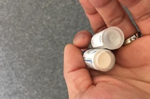 辟谣，狗狗并不需要每年接种疫苗，且昂贵犬八联与六联相差无几！
