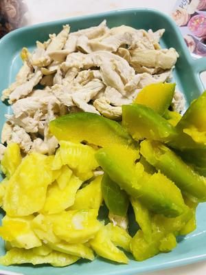 宠物零食-牛肉鱼肉蔬菜饼 /鸡胸肉鱼肉蔬菜饼/的做法 步骤6