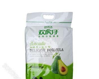 牛油果狗粮对宠物有哪些好处？如何选择优质的牛油果狗粮？