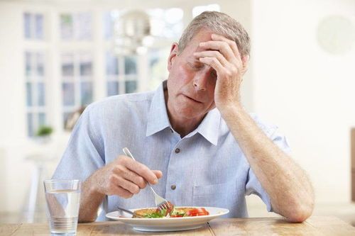宠物贫血症状:精神差、食欲不振;治疗:补充营养。