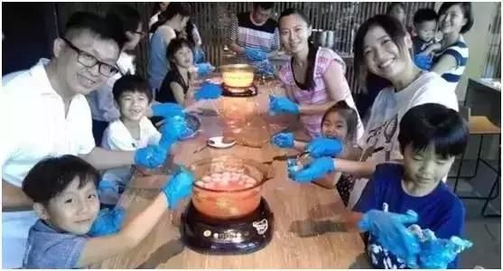 瞿卫国：看台湾第一家以猪为主题元素的文创馆