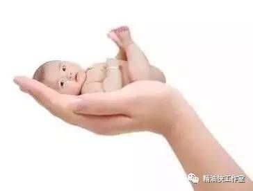 产后护理要细心,保暖防寒,营养充足。