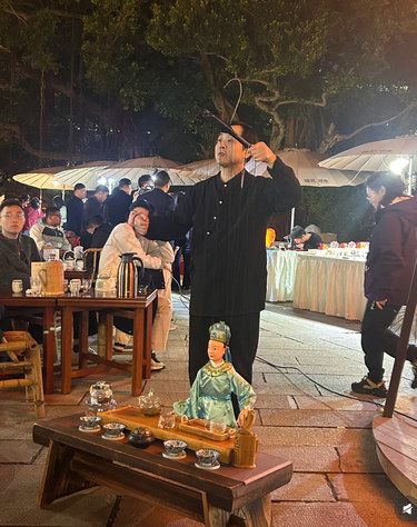 哇，是提线木偶