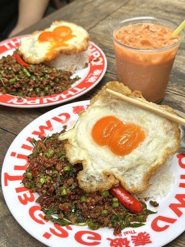 确实是武汉最好吃的打抛饭。好吃到无法反驳