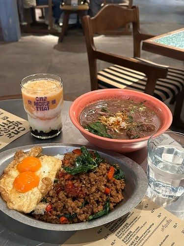排队2h…谁懂这一口打抛饭的含金量！