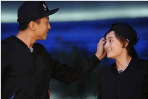 “错过钱枫的婚讯，我家宠物也该找个伴啦”