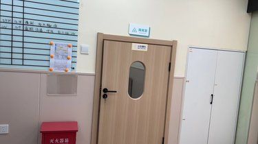 莱乐宠物医院，给毛孩子贴心守护！