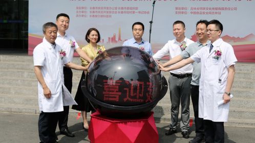 宠物眼药水，正确使用，安全守护宠物眼健康。