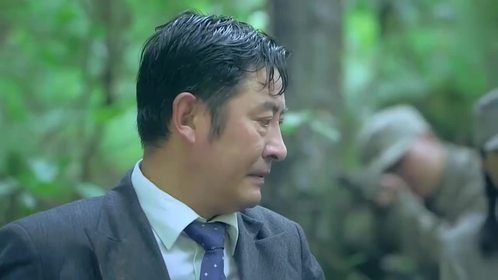 光影：八路被鬼子追赶，下秒占据高低子弹上膛，给鬼子迎头痛击！