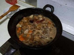 红烧鲍鱼排骨五花肉的做法 步骤5