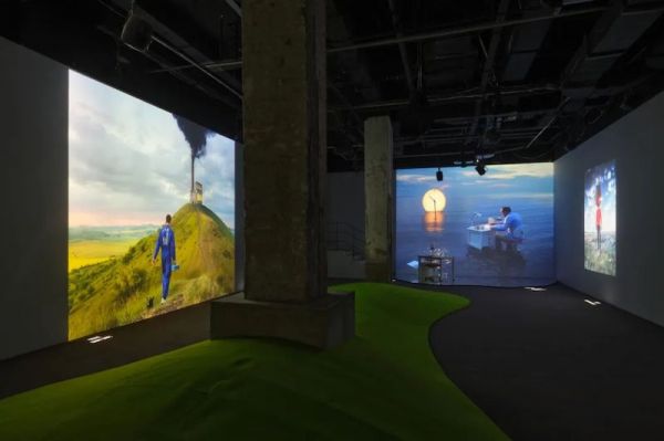 “当下即所有”展览现场，2025 ©Fotografiska 影像艺术中心