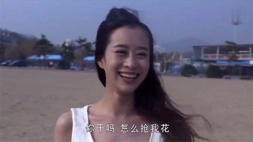 影视：心机女身败名裂，回头找前男友，怎料前男友和她闺蜜结婚了
