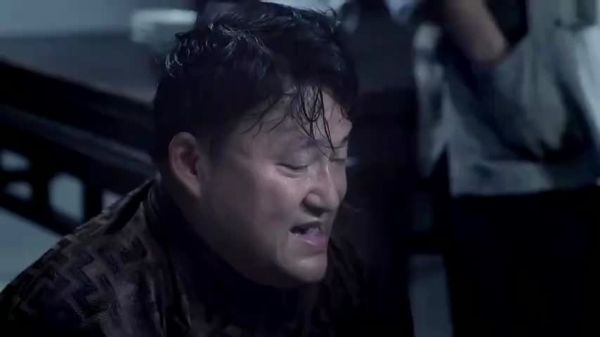 雪豹坚强岁月：周卫国得知于得水改名与日军合作，警告刘二麻子
