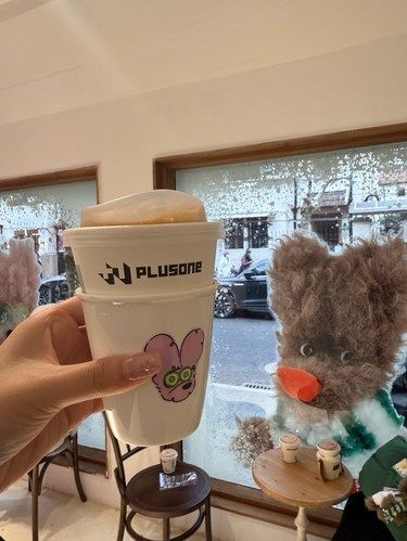 安福路最近超级火的小狗咖啡店