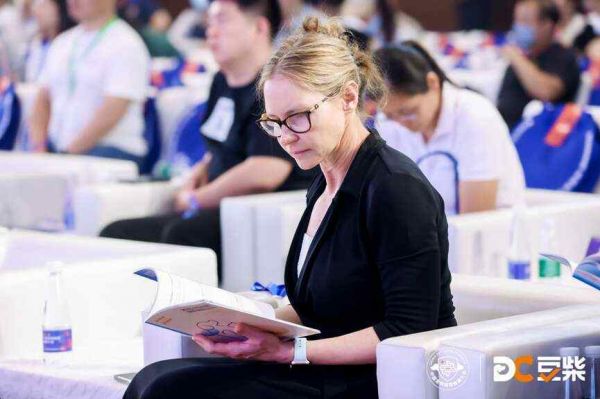 豆柴：肠胃健康正成为中国高端养宠时代最高呼声