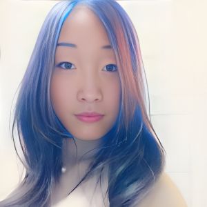 李佳育
