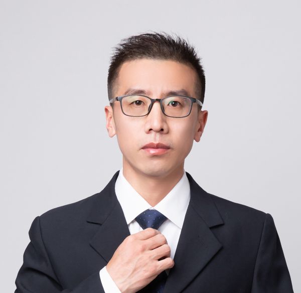乌兰察布盟宠物治疗索赔律师鲁春雷