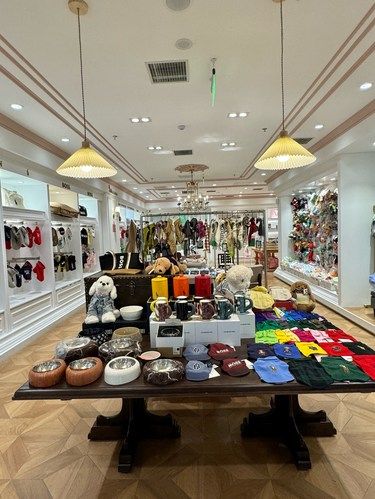 我愿称之为北京最好逛的小狗奢侈品店